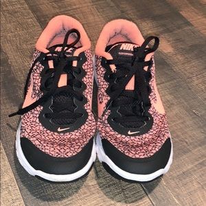 Nike Flex Experience RN 4